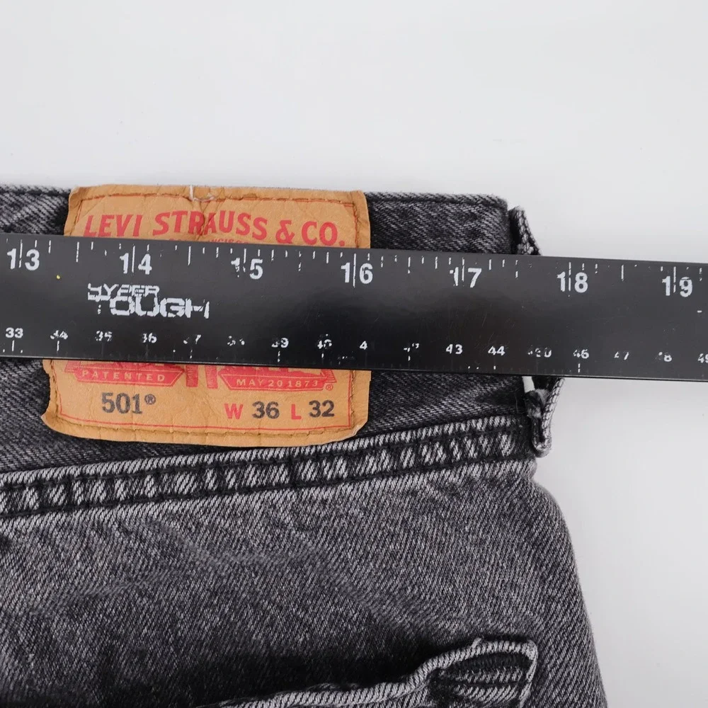 Levis 501 Original Fit Button Fly Jeans Charcoal Black Mens 36x32 (Measures 31